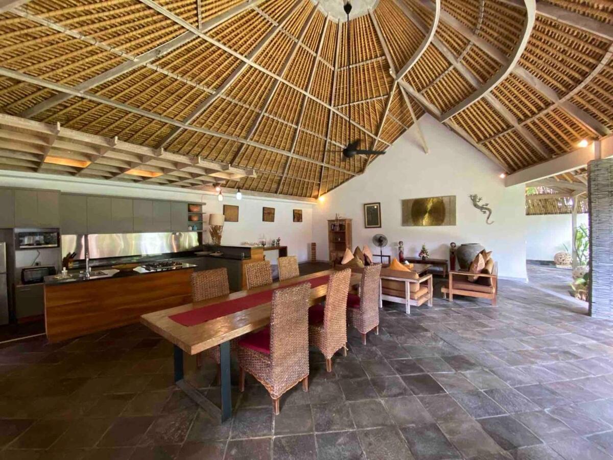 Villa A Cozy 3 Bedrooms With Pool Seminyak (Bali)